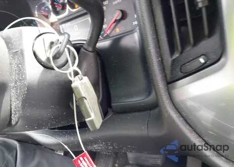 2015 Chevrolet Silverado 1500 1Lt z USA, uszkodzony, nr VIN 1GCVKREC9FZ392424